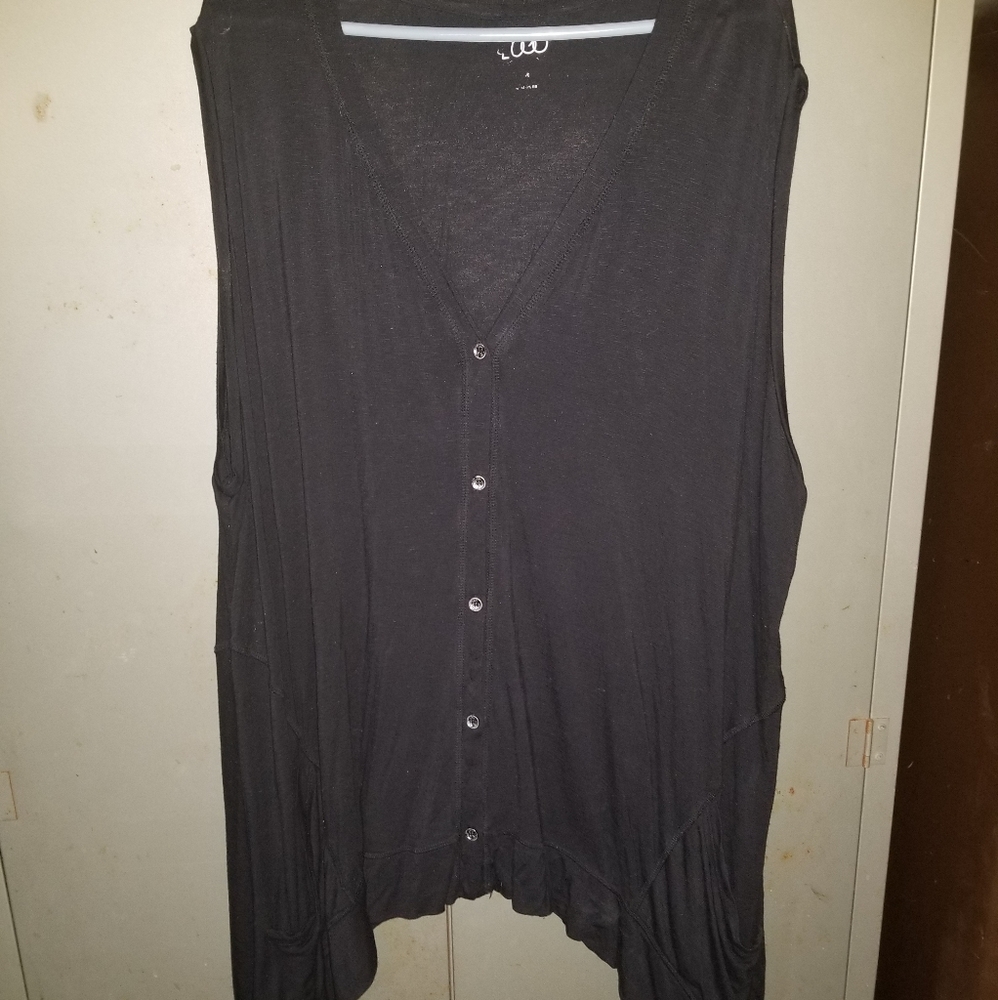 LOGO black button vest pockets 2x